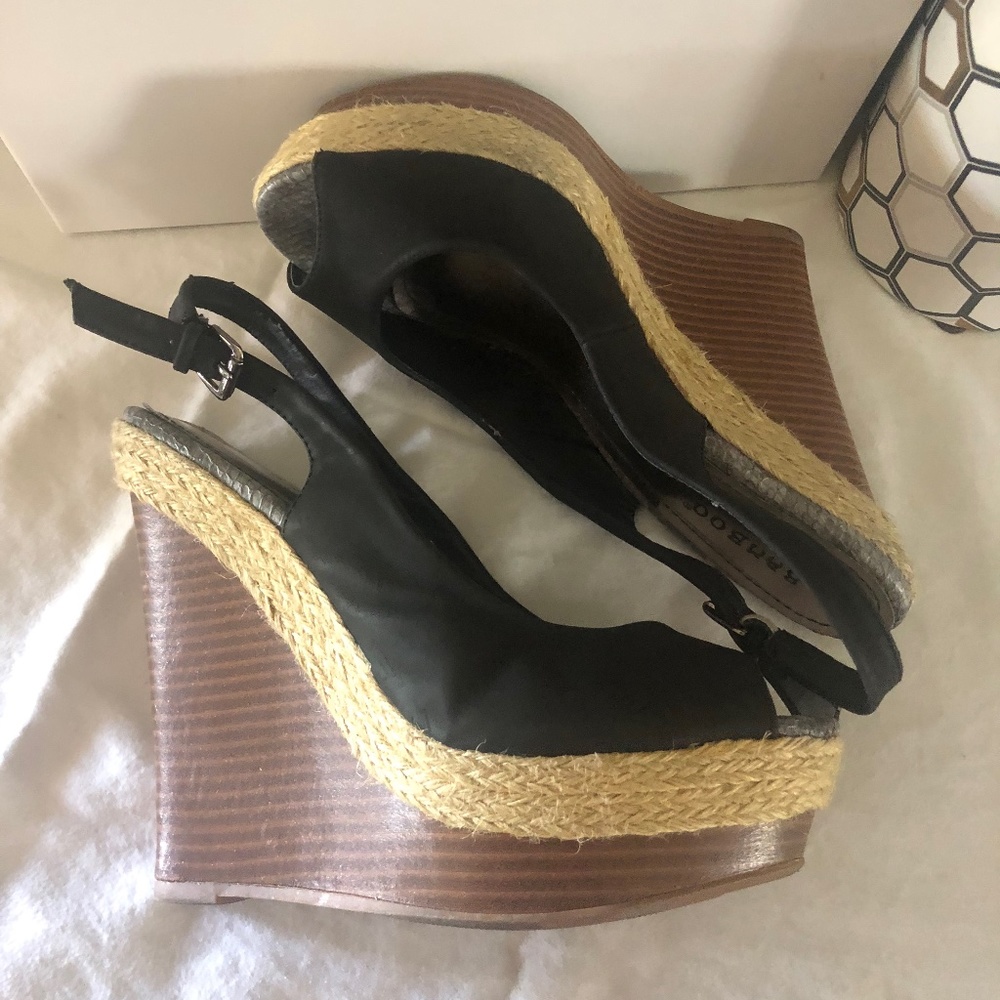 Black Tri-Color Wedges